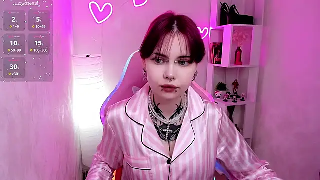 Morana Batt online show from November 22, 1:48 am