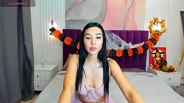 Jennifer Munoz online show from November 1, 7:21 am