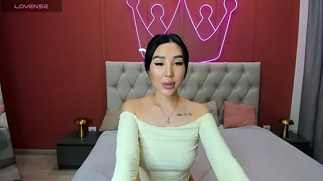 Jennifer Munoz online show from November 27, 8:27 am