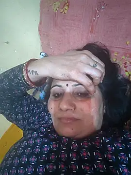Snapshot of Rakhi99x chatting on April 26, 7:39 am Rakhi99x online show from April 26, 7:39 am