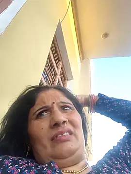 Snapshot of Rakhi99x chatting on May 2, 12:32 pm Rakhi99x online show from May 2, 12:32 pm