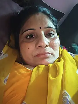 Snapshot of Rakhi99x chatting on May 27, 9:28 am Rakhi99x online show from May 27, 9:28 am