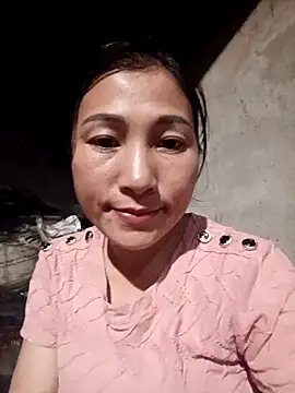 Snapshot of YAYAA-502 chatting on November 8, 11:43 am YAYAA-502 online show from November 8, 11:43 am