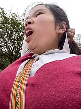 Ngoc-bbi online show from December 22, 5:59 am