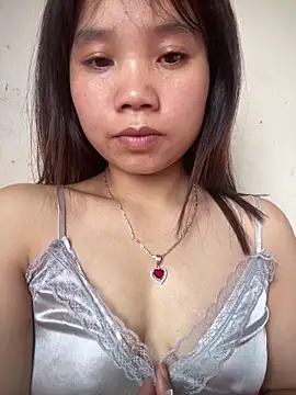 Ngoc-bbi online show from March 28, 3:39 am