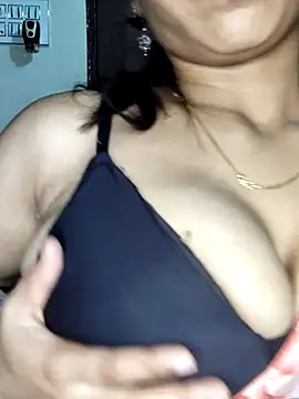 Savita2310 online show from November 26, 7:15 pm