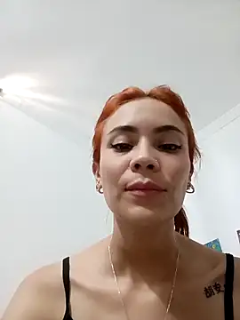 dulcelatin21 online show from September 13, 5:46 pm