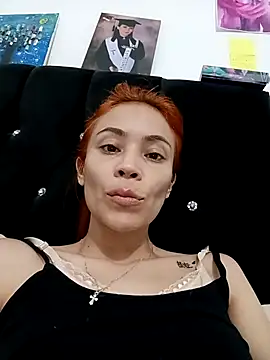 dulcelatin21 online show from September 15, 5:02 pm