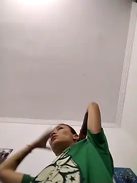 dulcelatin21 online show from October 25, 5:08 pm