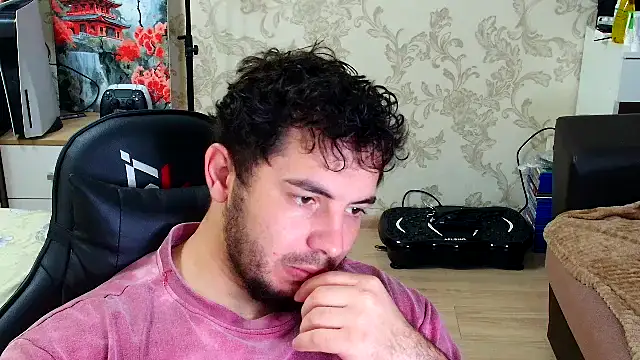 Snapshot of Sam_Gladiator chatting on November 9, 12:58 pm Sam Gladiator online show from November 9, 12:58 pm