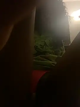 Snapshot of conniesweetz chatting on February 2, 7:40 am conniesweetz online show from February 2, 7:40 am