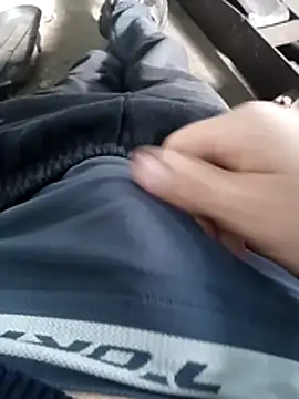 Snapshot of bemmagrinho36 chatting on October 31, 11:00 am bemmagrinho36 online show from October 31, 11:00 am