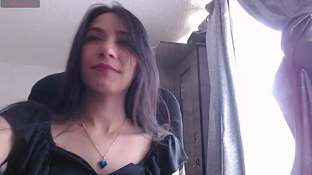 Snapshot of scarlett_vonrose chatting on September 25, 8:23 pm scarlett vonrose online show from September 25, 8:23 pm