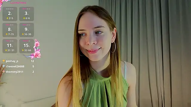 CarollSmithh online show from March 1, 9:17 pm