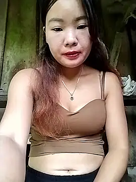 lylylove online show from September 28, 12:05 am