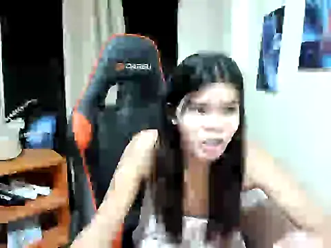 Snapshot of dianne_swift chatting on July 14, 11:10 pm dianne swift online show from July 14, 11:10 pm