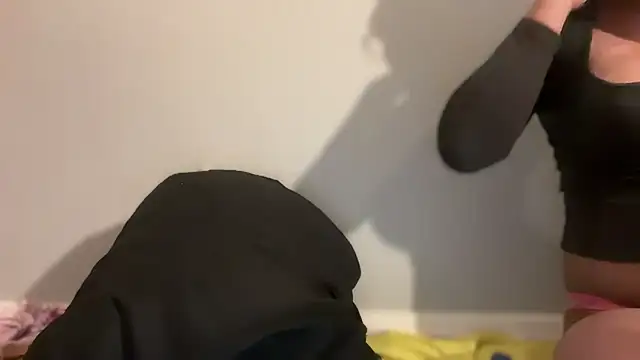 Snapshot of iamvalerixxx chatting on September 17, 6:09 pm iamvalerixxx online show from September 17, 6:09 pm