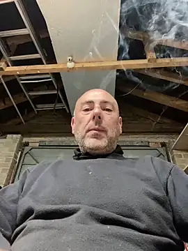 Snapshot of Richmcgee chatting on June 11, 7:23 pm Richmcgee online show from June 11, 7:23 pm