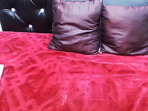 AppleAss02 online show from February 14, 7:21 pm