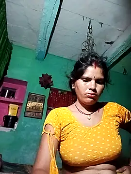 Snapshot of Sexy_queeny chatting on September 20, 11:28 pm Sexy queeny online show from September 20, 11:28 pm