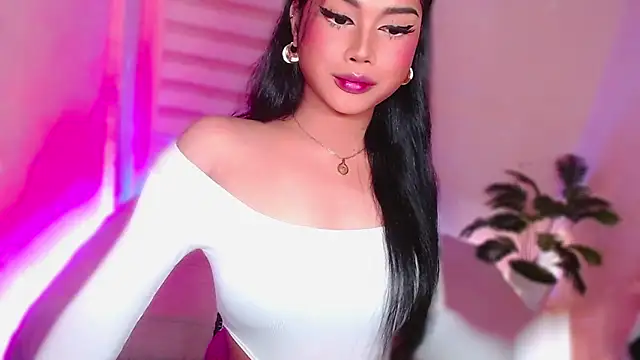 MissRumi Hunter online show from May 23, 2:17 am