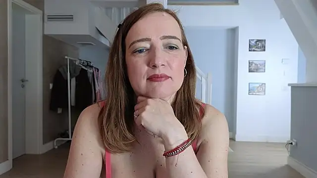 Snapshot of Blue_Angel_Sweet chatting on April 30, 3:24 am Blue Angel Sweet online show from April 30, 3:24 am