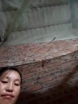 miss-su online show from February 17, 6:36 pm