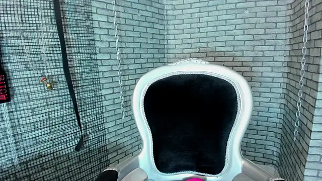 Briana 24 online show from March 3, 7:20 pm