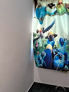 your chandni04 online show from April 7, 8:04 am