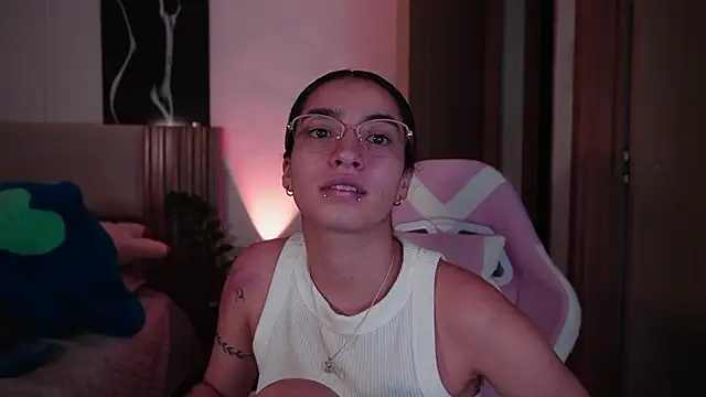 EmystarX online show from April 30, 3:57 am