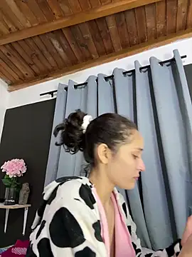 TeensNews18 online show from April 13, 9:59 am