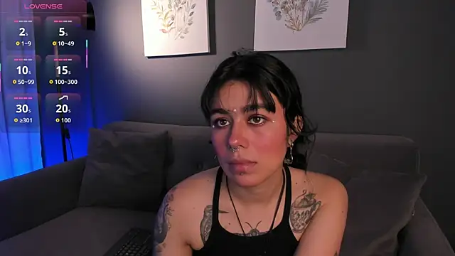 flower smith  online show from November 6, 11:44 am