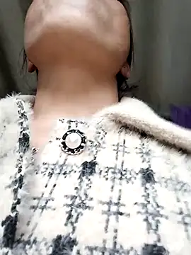 Snapshot of Maymay0033 chatting on November 16, 9:37 am Maymay0033 online show from November 16, 9:37 am