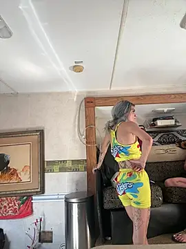 ittybittymeryssa online show from February 20, 6:30 pm