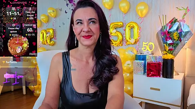 ScarleetJonson online show from February 4, 7:42 pm