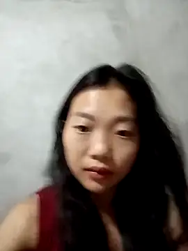 Snapshot of Ananine chatting on April 18, 10:54 pm Ananine online show from April 18, 10:54 pm