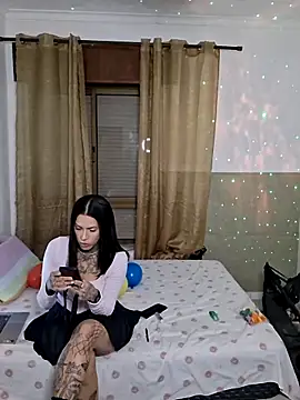 Snapshot of Tigresa23 chatting on May 8, 3:34 am Tigresa23 online show from May 8, 3:34 am