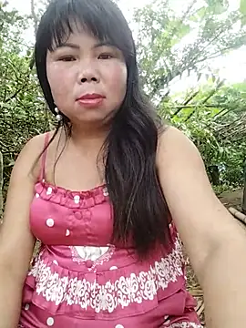 Snapshot of lusy-00 chatting on June 24, 12:09 am lusy-00 online show from June 24, 12:09 am