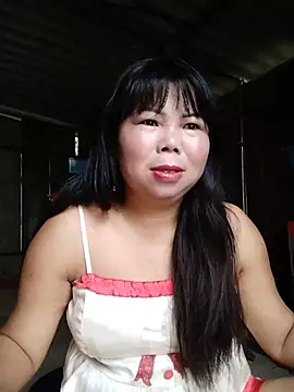 Snapshot of lusy-00 chatting on June 26, 1:54 am lusy-00 online show from June 26, 1:54 am