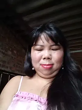 Snapshot of lusy-00 chatting on July 1, 1:29 am lusy-00 online show from July 1, 1:29 am