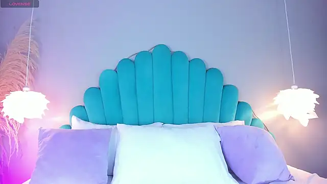 AlassiaHocthner online show from November 25, 11:54 am