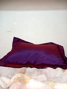 linalolo 12 online show from April 15, 11:05 pm