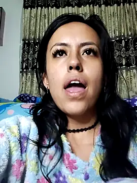 Queen Ashly online show from December 4, 2:32 am