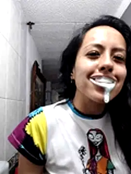 Queen Ashly online show from December 20, 1:45 am