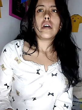 Snapshot of Queen_Ashly chatting on July 3, 3:02 am Queen Ashly online show from July 3, 3:02 am