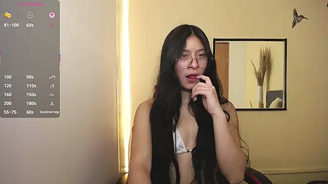 BrendaRojas  online show from December 15, 6:45 pm