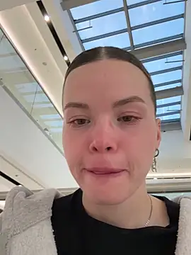 SMELLSEX online show from September 14, 3:33 pm