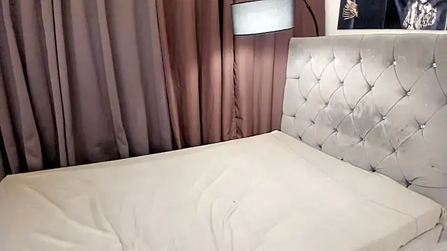 urfantasyhotbaby online show from November 30, 5:06 pm