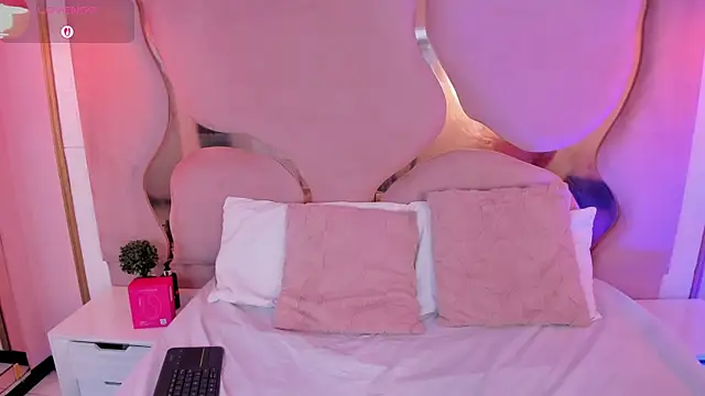 AbbieJoness   online show from December 5, 12:36 pm