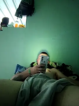 Snapshot of Loquendo2201 chatting on March 11, 9:21 pm Loquendo2201 online show from March 11, 9:21 pm
